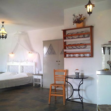 Ostria Studios Platis Gialos  Habitación foto